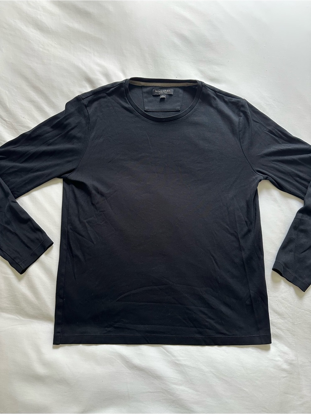 Men's Banana Republic Black Luxury Touch Long-Sleeve T-Shirt
